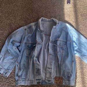 Jean jacket good condition just needs to be ironed